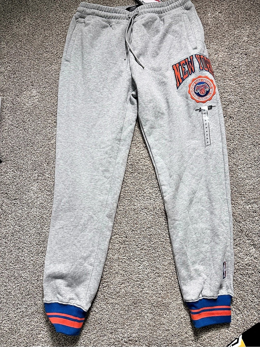 Pro Standard New York Knicks Pro Standard Sweatpants Gray & Blue Medium